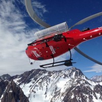 Powder South Helicopter Skiing