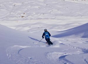 Clos Apalta Powder South Heli Skiing Powder
