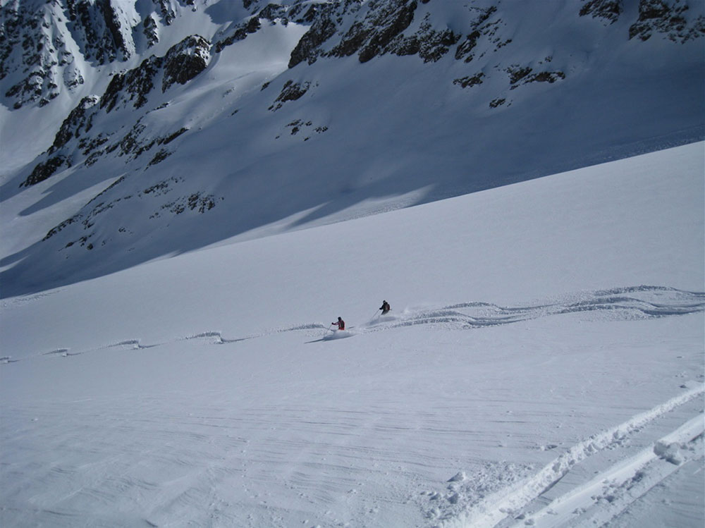 Patagonia Heli Skiing Powder South 7