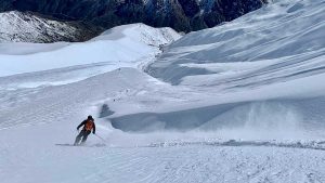 Santiago Heli Skiing Powder South 10